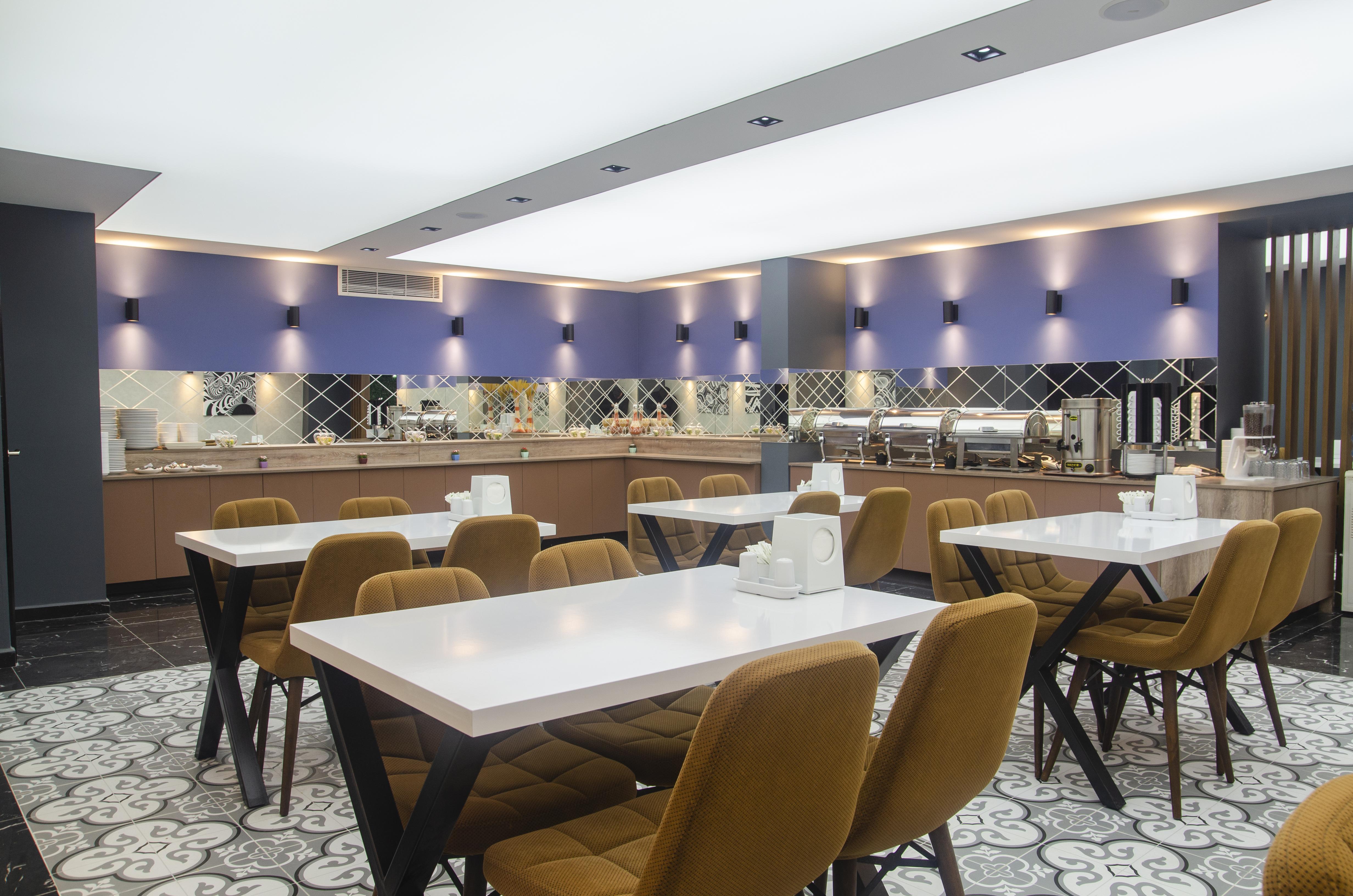 Aparthotel Sweet 4*